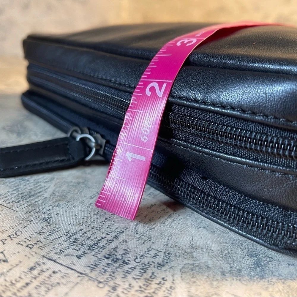 Calvin Klein Soft Travel T Clutch/organizer
